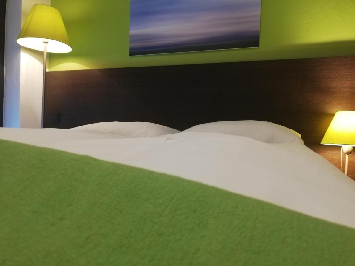 Kh Hotel Mit Restaurant Geisenfeld Luaran gambar
